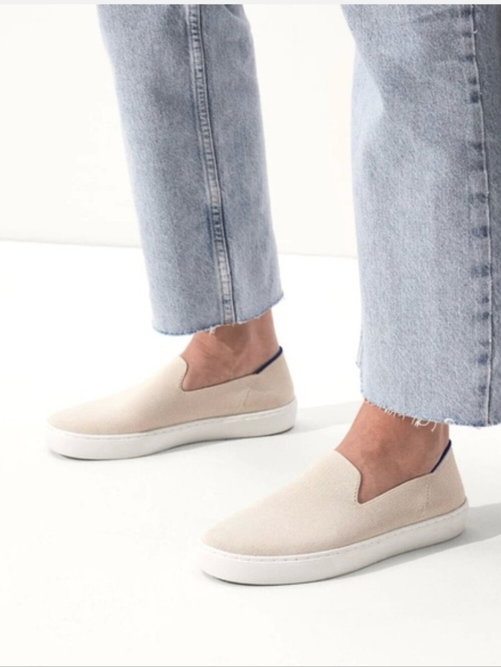 Rothy’s The City Slip On Sneaker White W 8.5 M 7 Machine Washable Walking Shoe